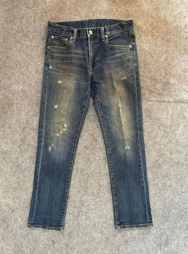 CELANA JEANS UNIQLO SELVEDGE SIZE 29-30 RIPPED photo 1