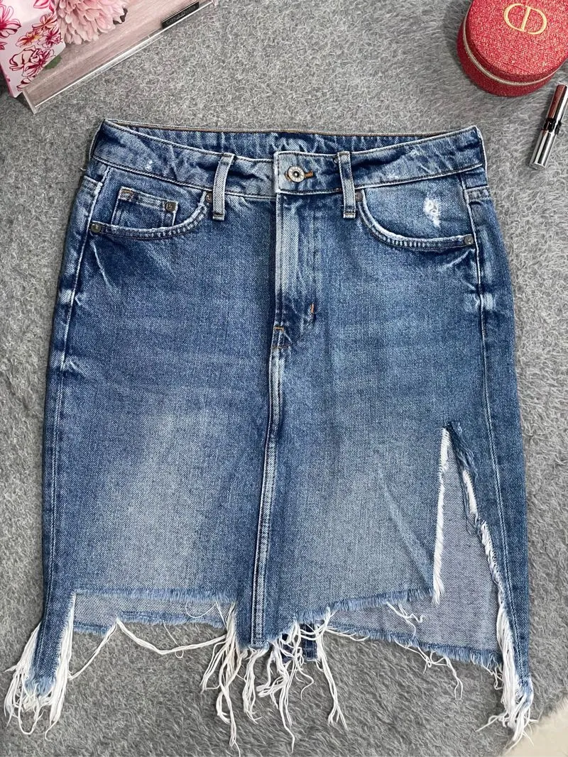H&M Jeans Skirt photo 1