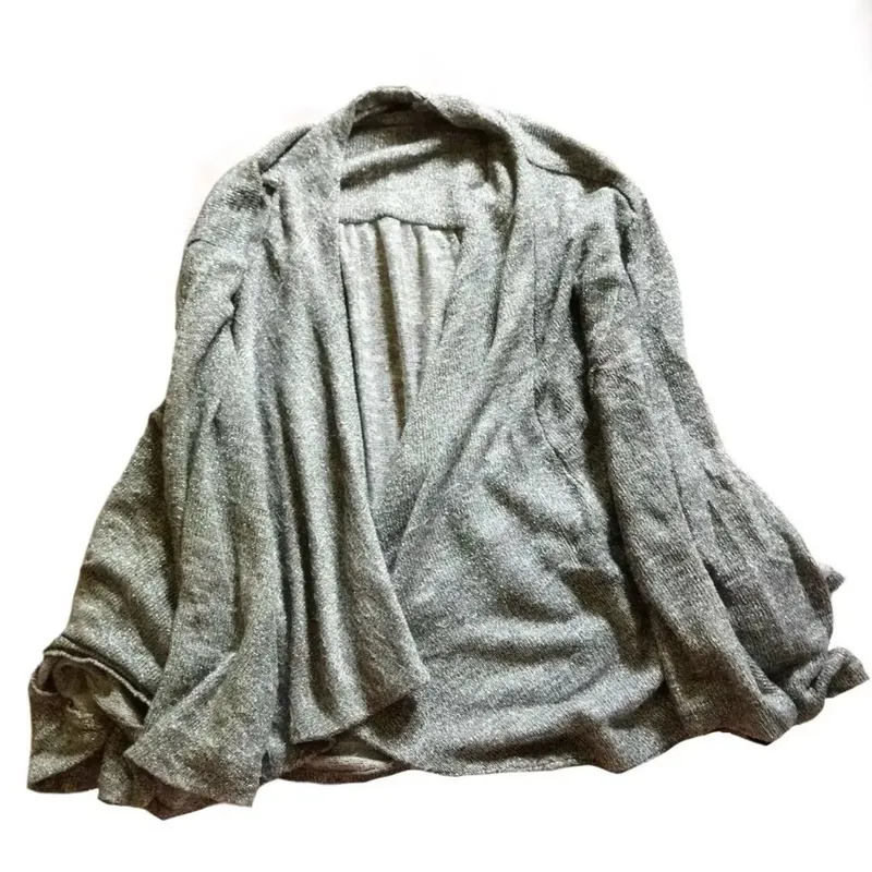 Minimalist Futurist Cardigan Wanita silver gray photo 1