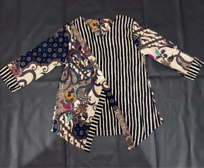 BATIK ATASAN photo 1