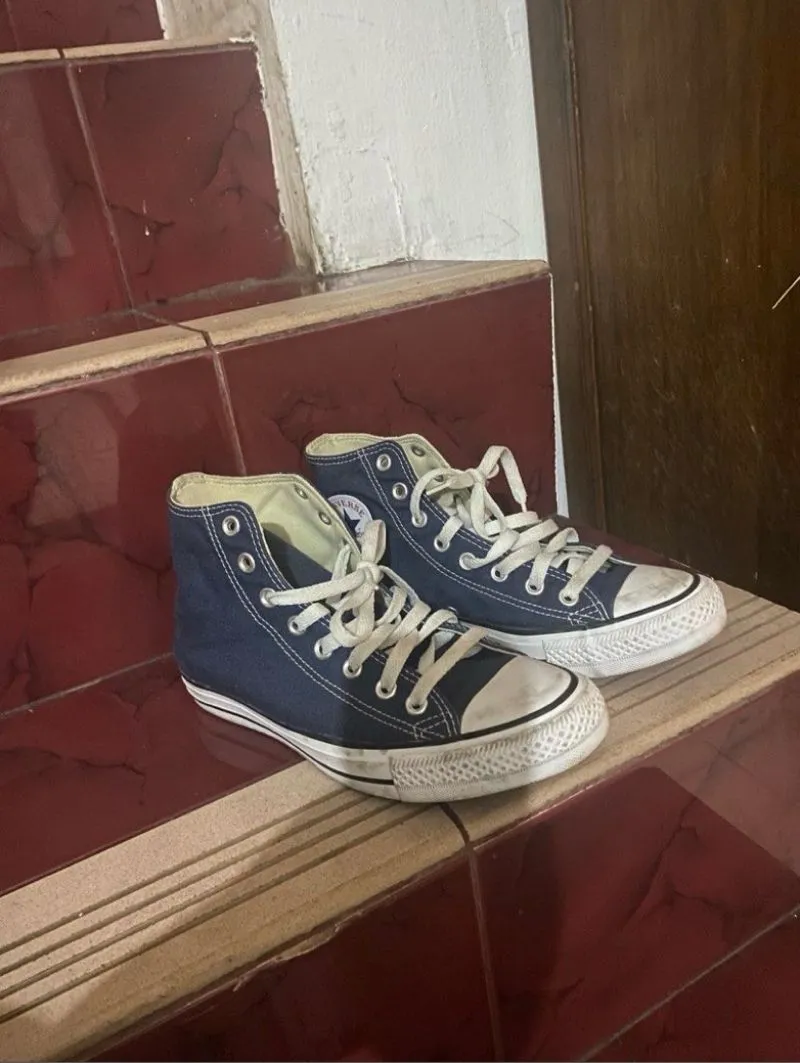 Converse Navy High Top photo 1