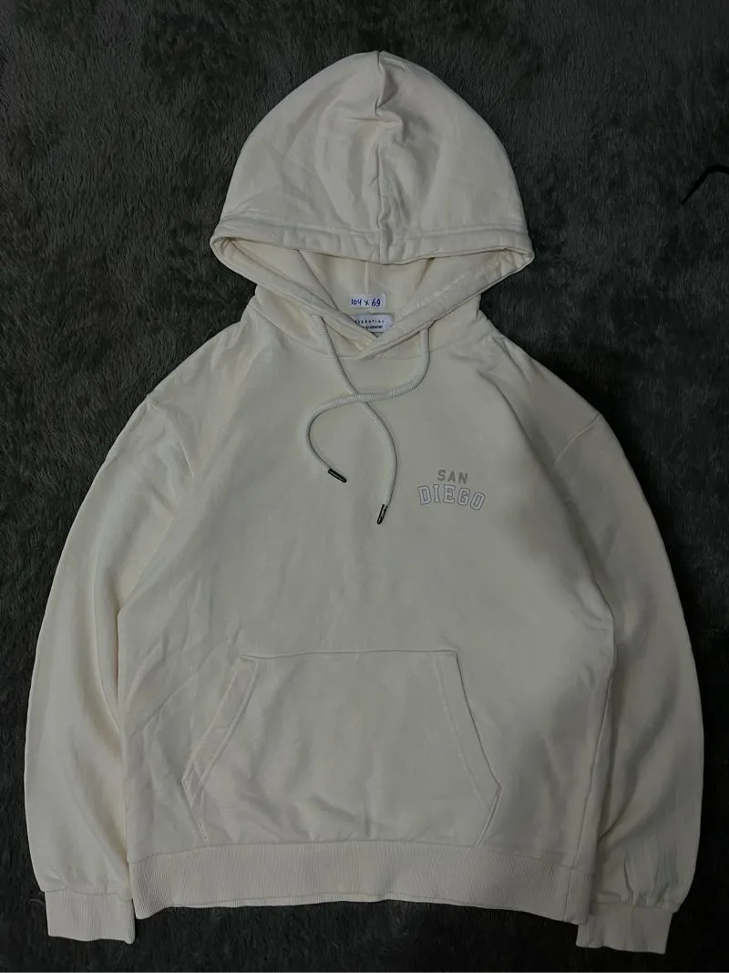 HOODIE ESSENTIAL photo 1