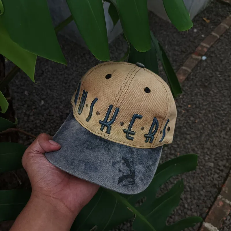Vintage Two tone Hat • Size photo 1
