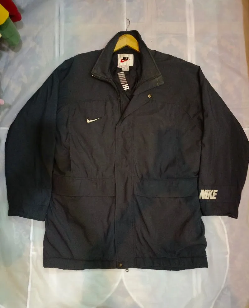 NIKE photo 1