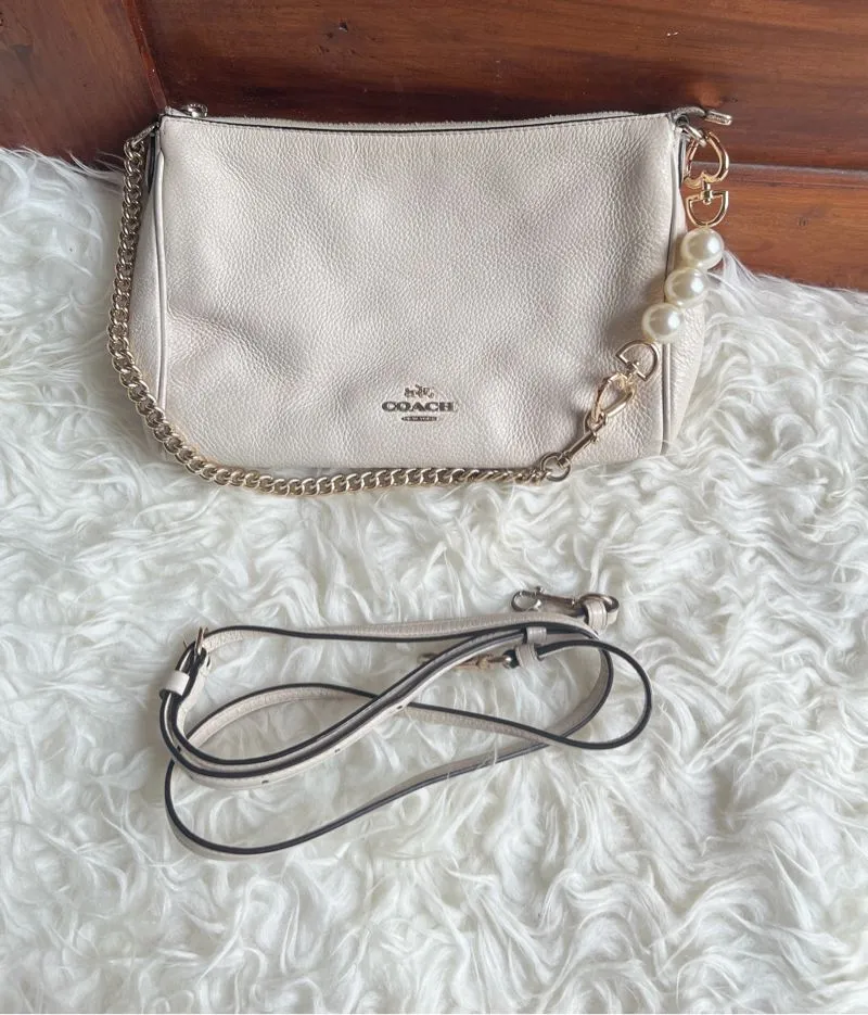 ( Nett ) Authentic Coach outlet Carrie photo 1