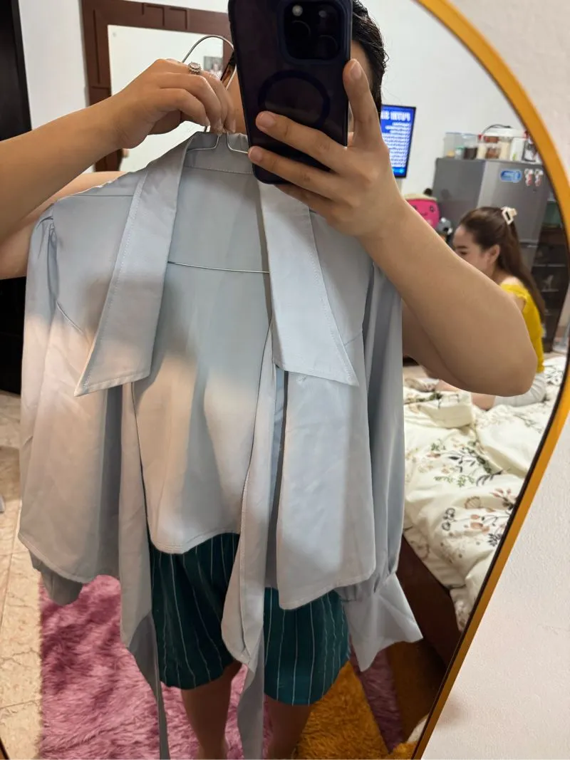 Kemeja crop blue  photo 1