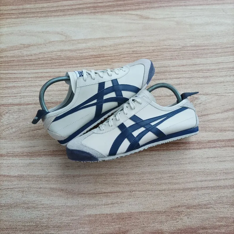 Onitsuka Tiger Gorpcore Indie Sneakers Wanita white navy photo 1