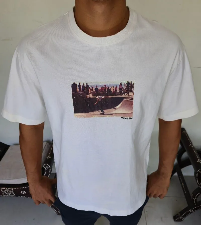 H&M Graphic Tshirt photo 1