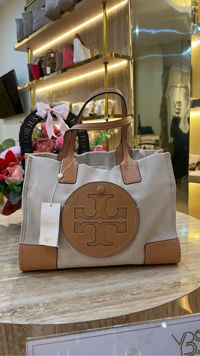 Toryburch Ella Canvas Totebag photo 1