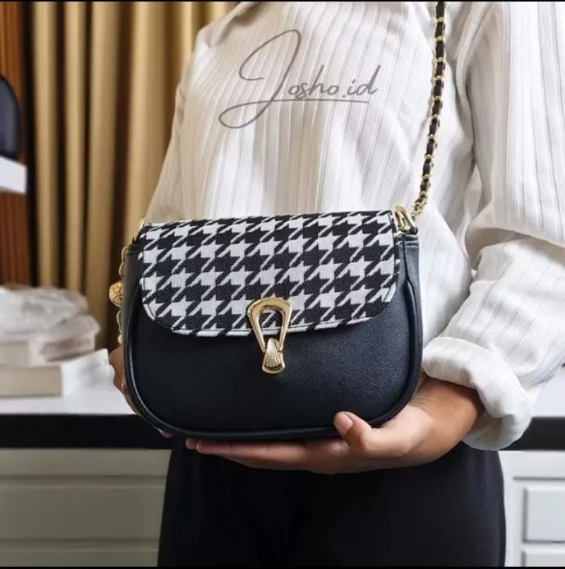 Tas selempang wanita Davina tas minimalis photo 1