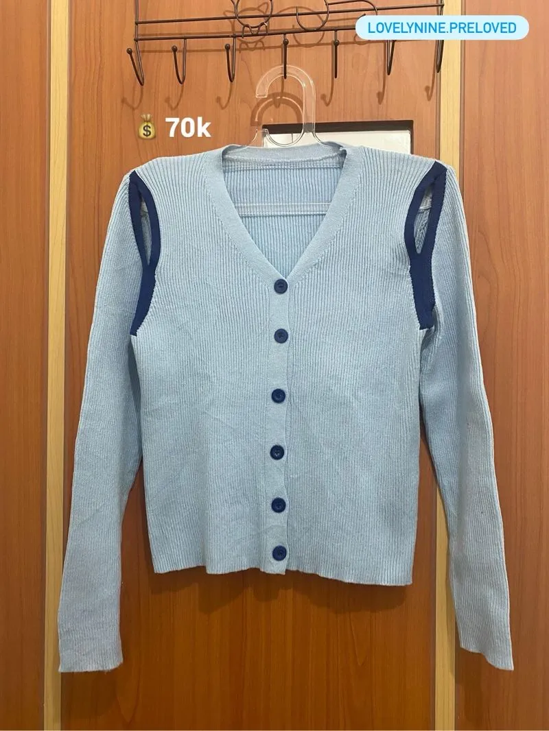 Cardi Blouse photo 1