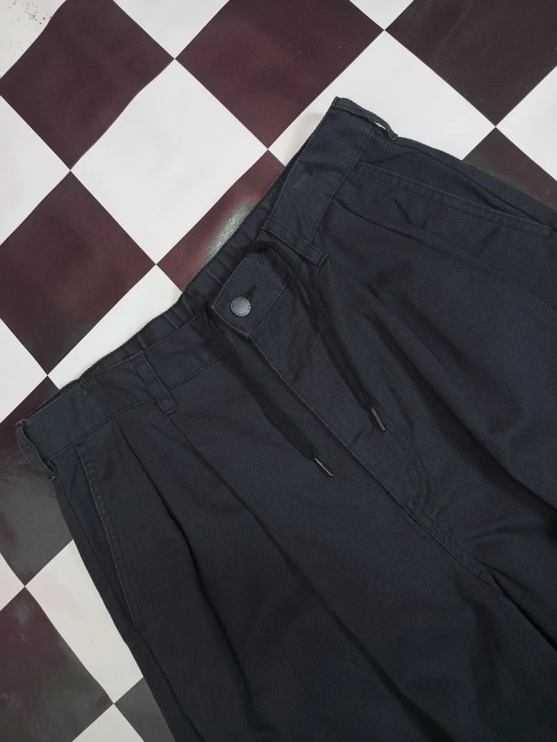 Uniqlo Vintage Casual pants Pria black photo 1