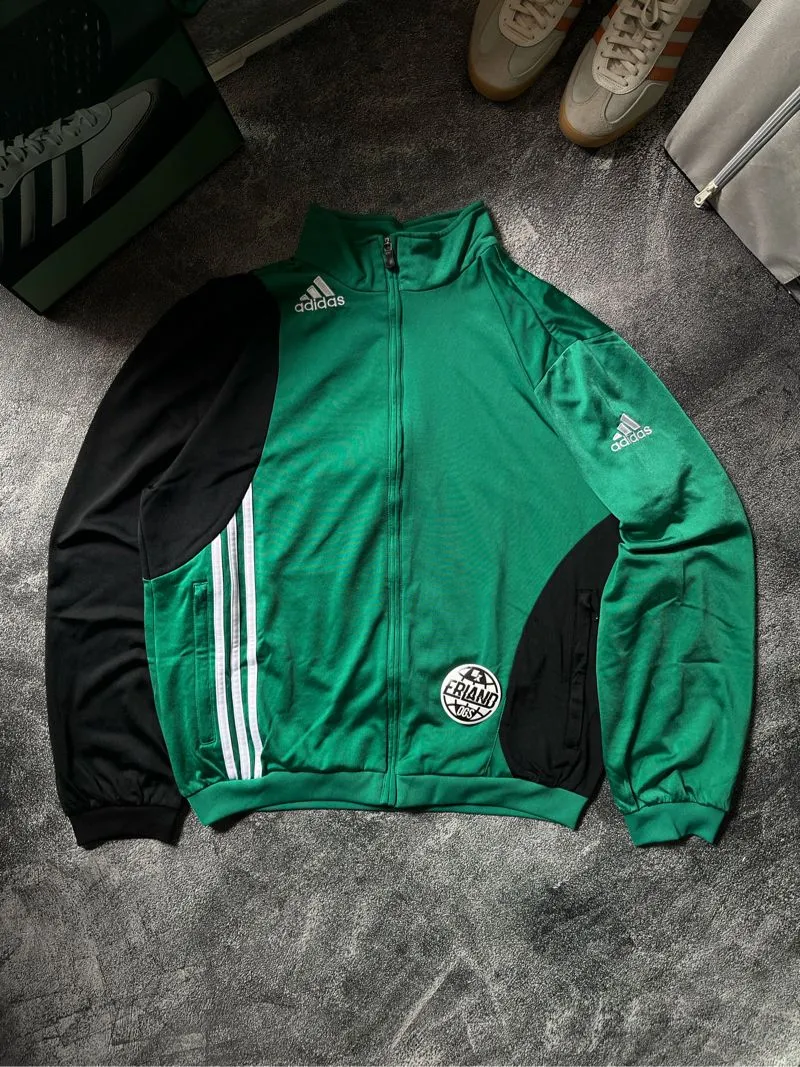 Vintage adidas tracktop photo 1