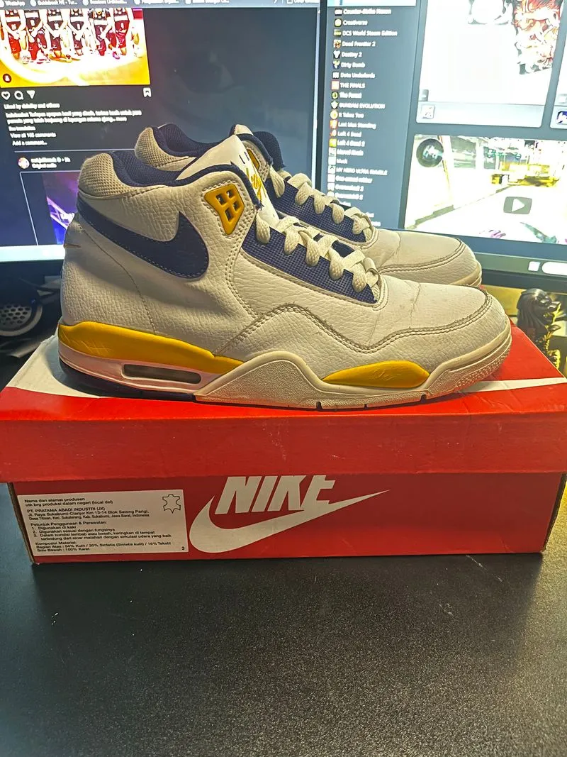 NIKE Flight Legacy photo 1