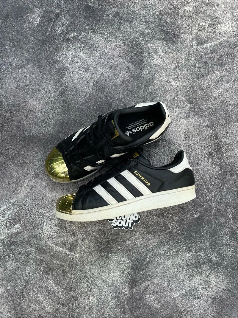 Sepatu Adidas Superstar Metal Toe Gold Black White Preloved