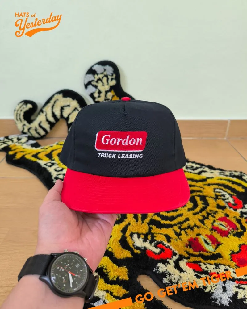 Topi Gordon Truck Leasing vintage two tone hat photo 1