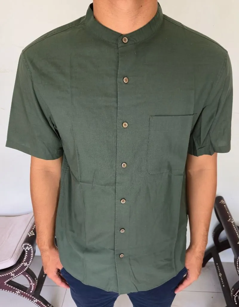 Uniqlo Shirts photo 1