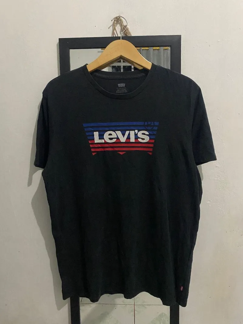 T-Shirt Levis Logo BRW photo 1