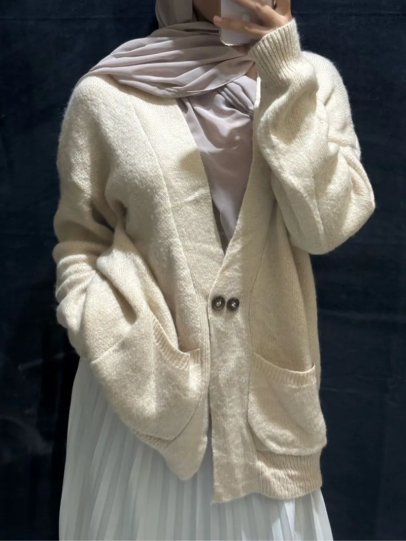 cardigan  photo 1
