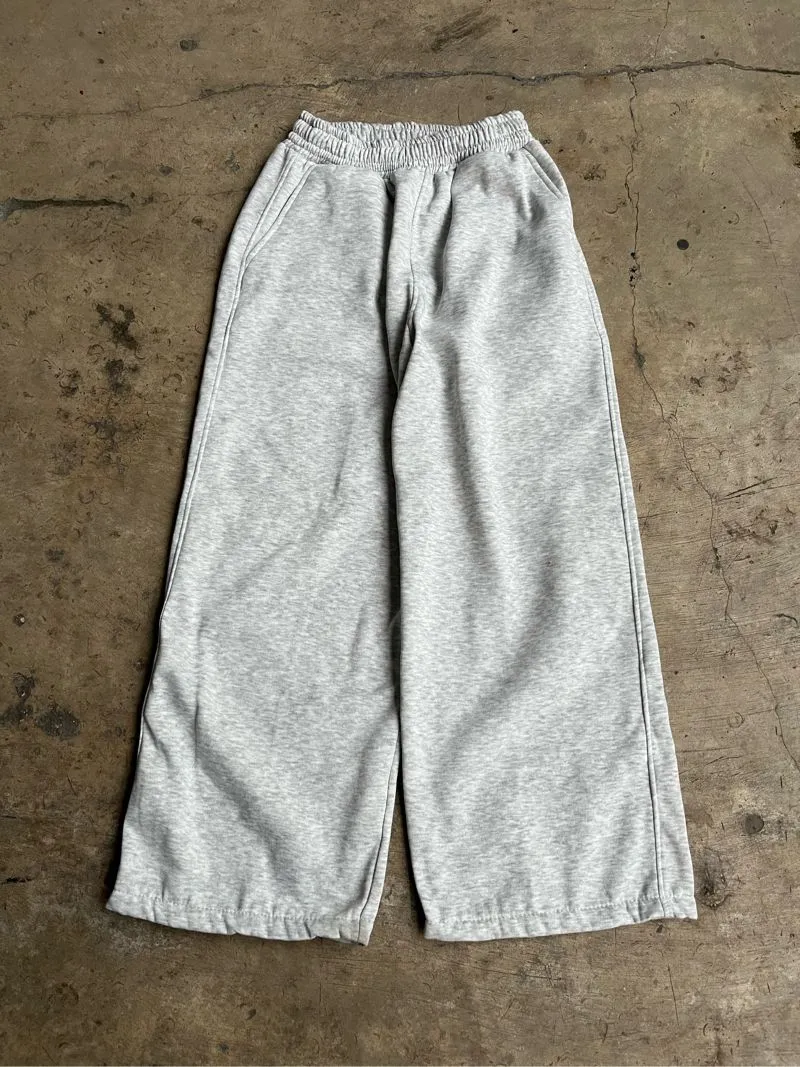 Baggy Sweatpants Blank photo 1
