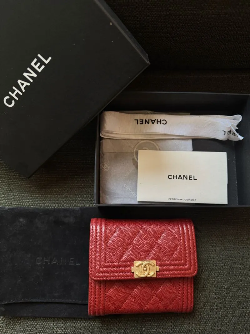 Chanel Wallet Red Ghw photo 1