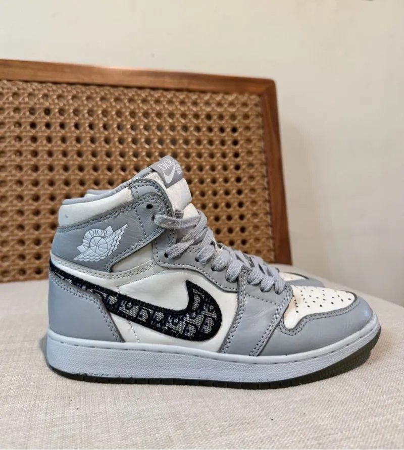 sepatu jordan air dior