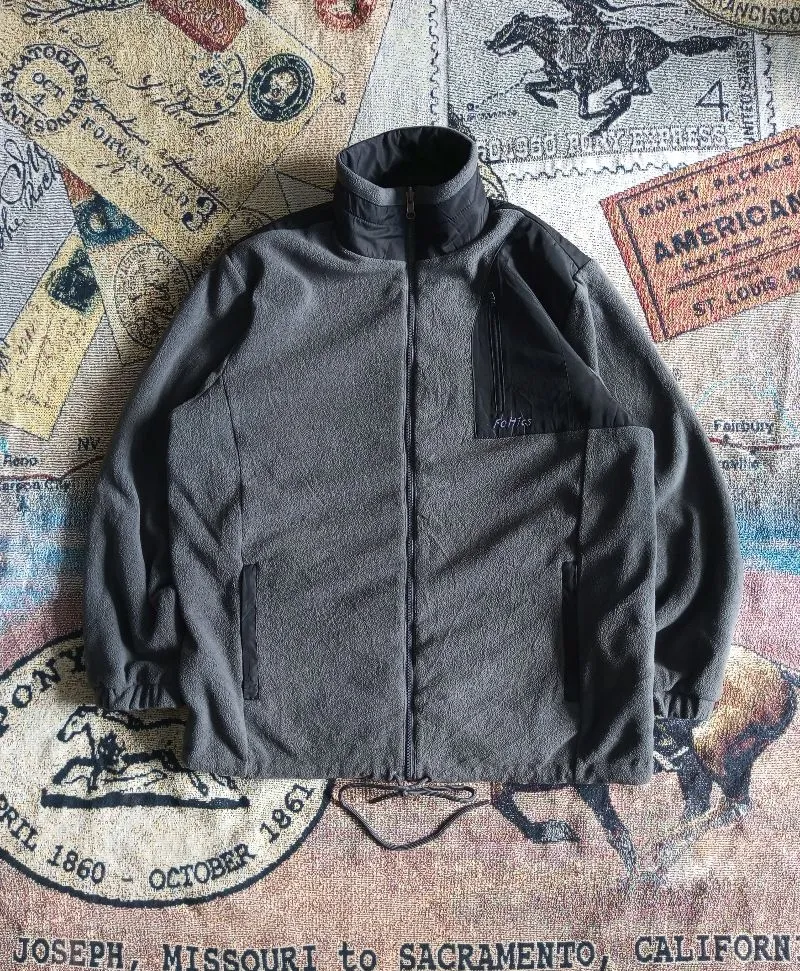 feltics reversible jacket  photo 1