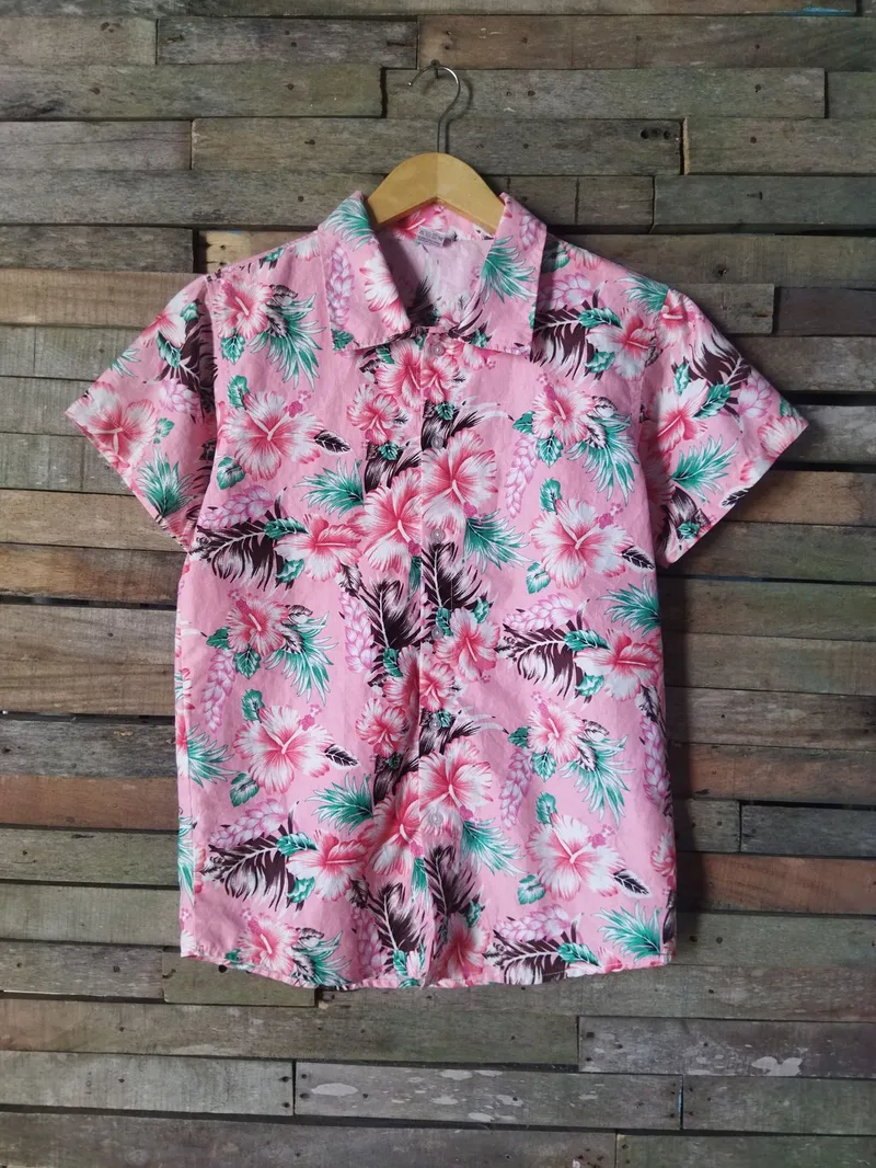 Streetwear Shirt Wanita pink photo 1