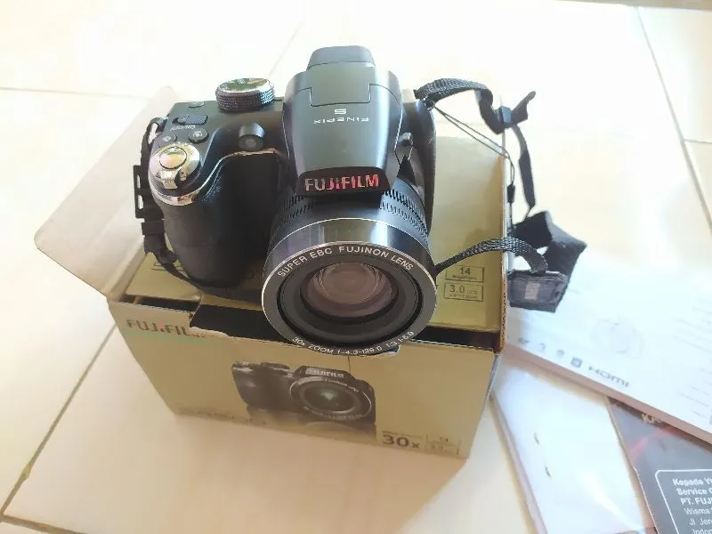 Kamera Fujifilm FinePix S4500 photo 1