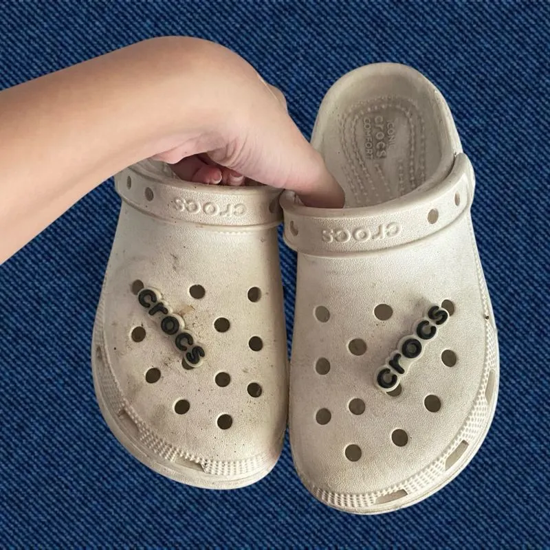 white crocs  photo 1