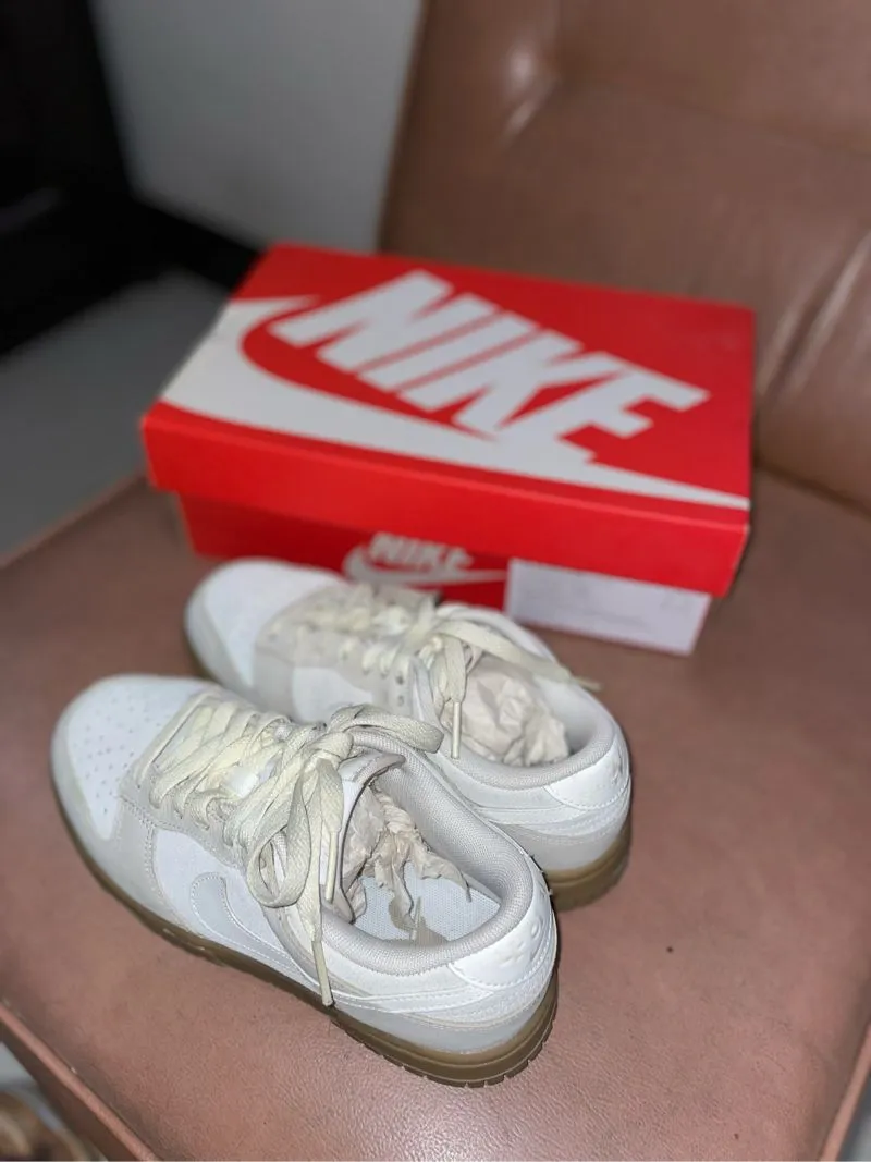 NIKE DUNK LOW HANGUL DAY WOMAN 36,5 photo 1
