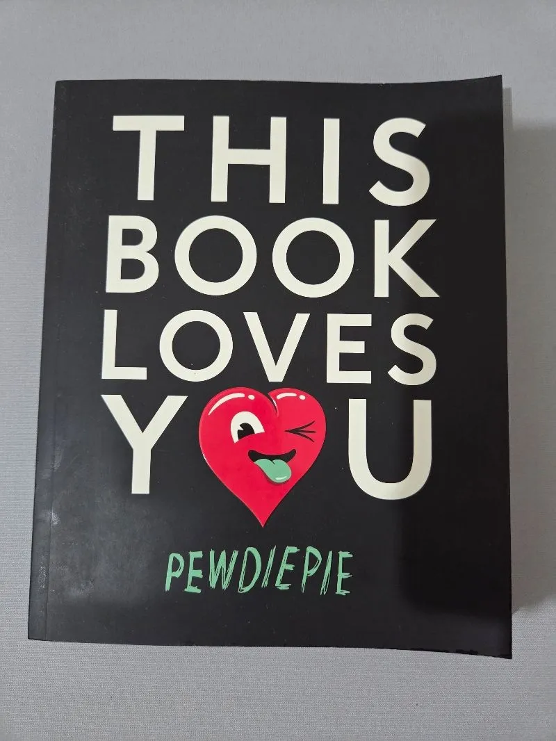 Buku This Book Loves You - Pewdiepie photo 1