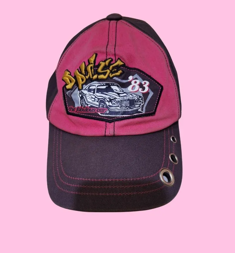Topi  photo 1