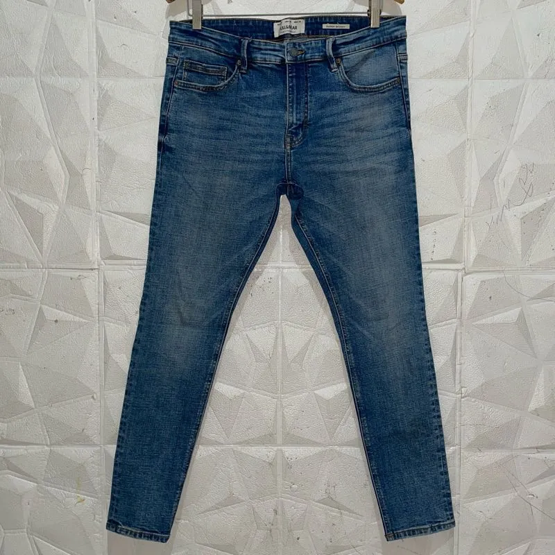 PULL & BEAR Classic Blue Jeans photo 1