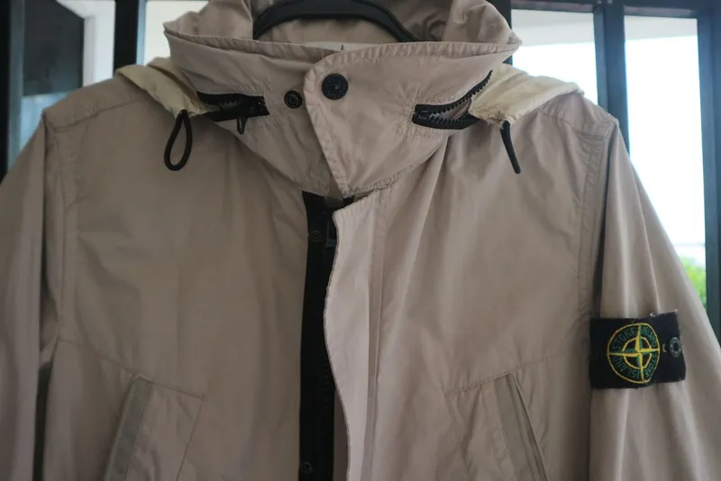 Stone Island Sportswear Parka Pria cream Preloved