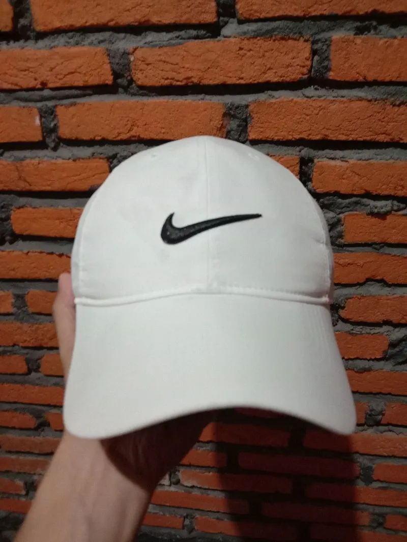 topi nike baseball