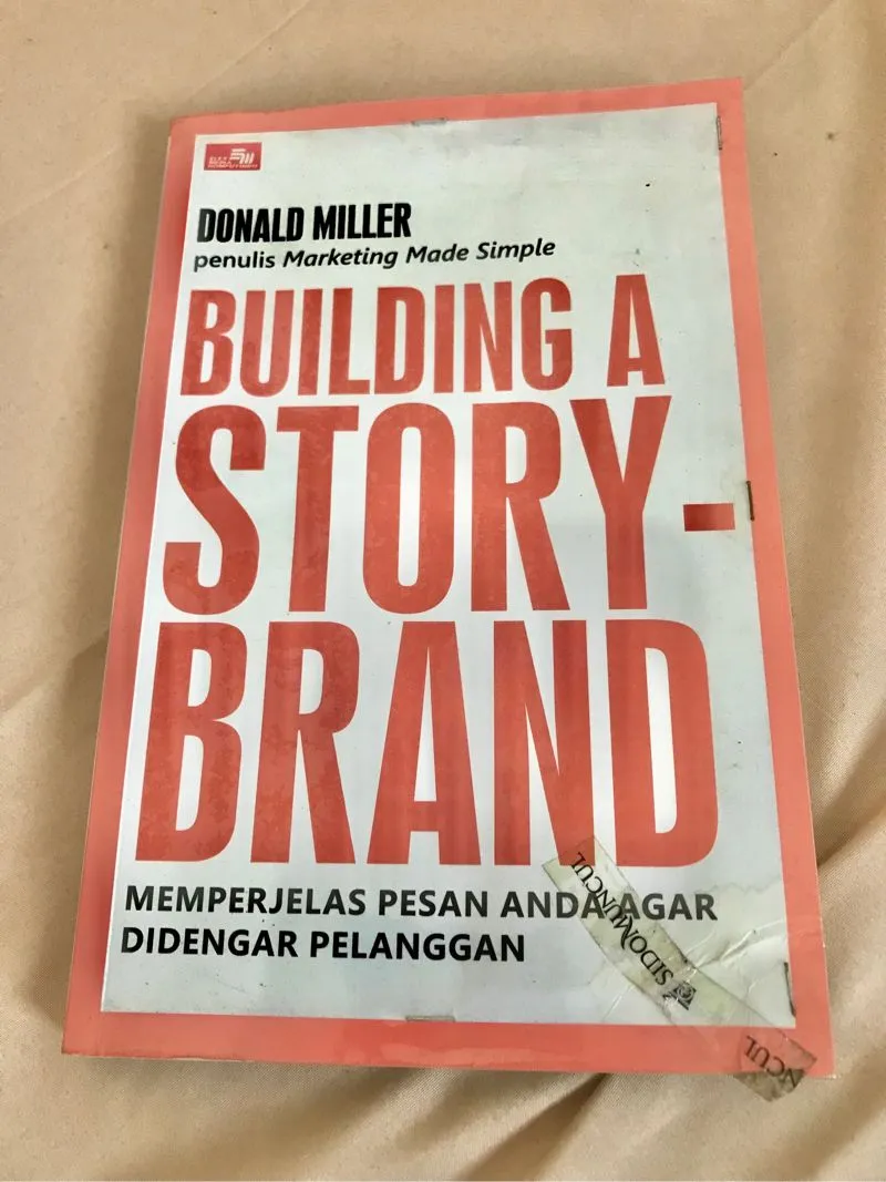 Building A Story-Brand - Donald Miller photo 1