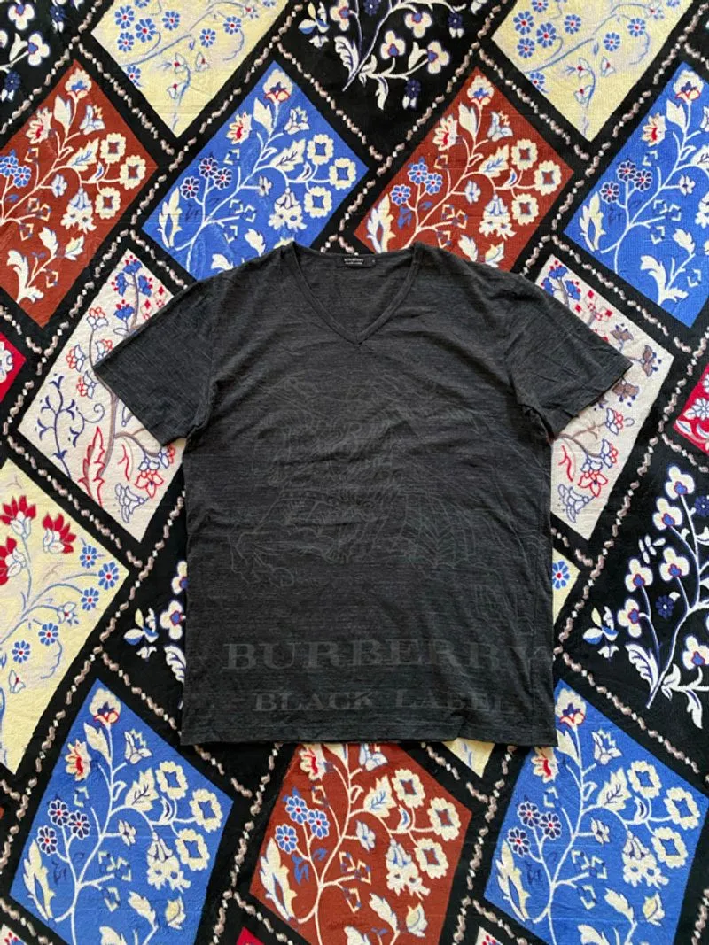 Burberry Black Label Tshirt photo 1