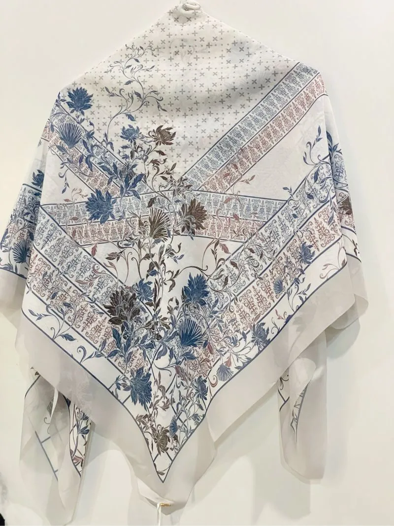 Hijaberies Hijab Segi empat motif greece  photo 1