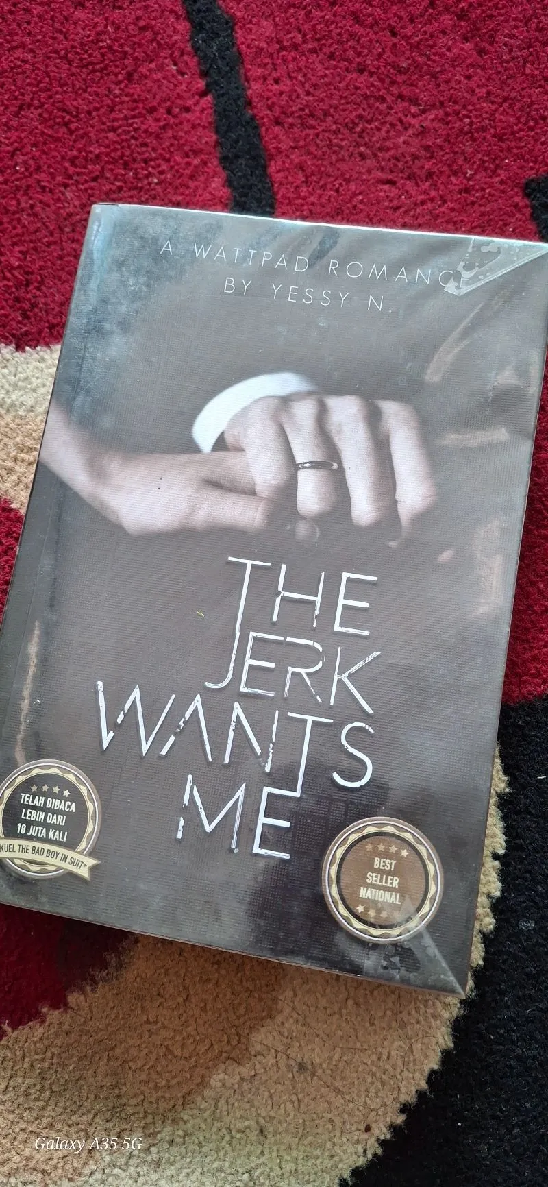 Preeloved Novel Romance The Jerk Wants Me  photo 1