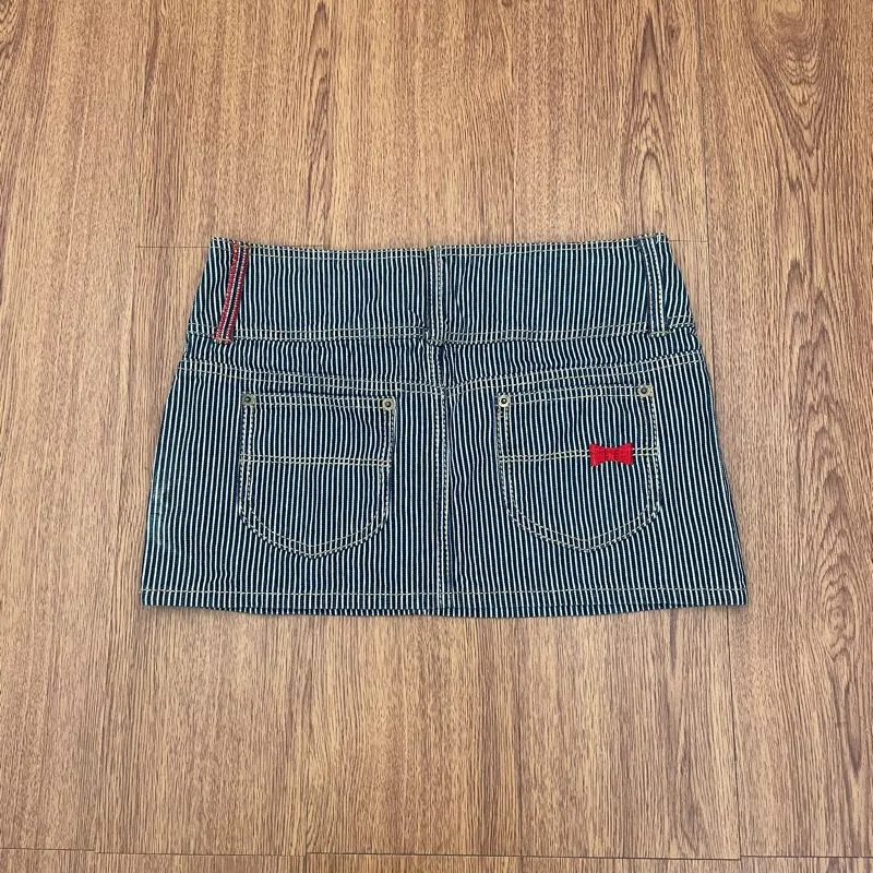 Love drug store stripped mini skirt photo 1