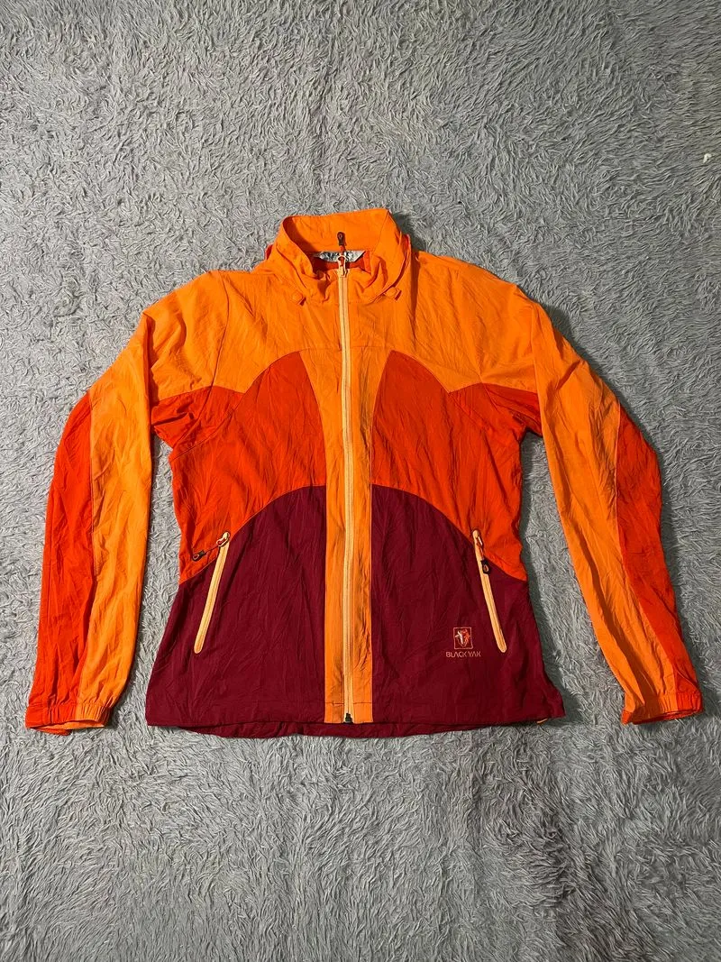 Blackyak Windbreaker photo 1