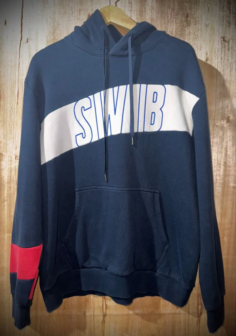 Hoodie SWIB photo 1