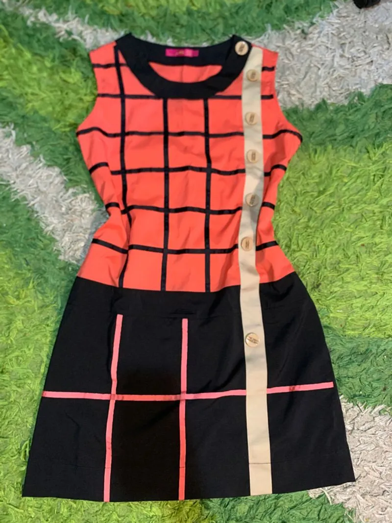 Dress photo 1
