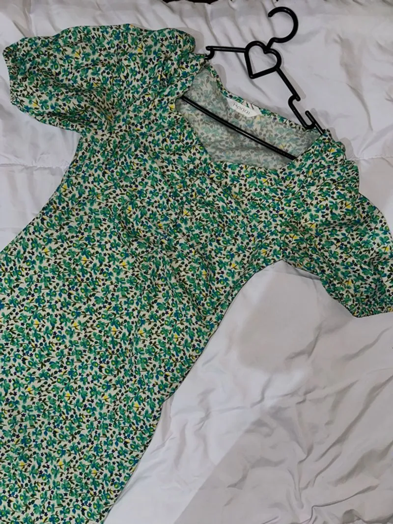 Dress hihau photo 1