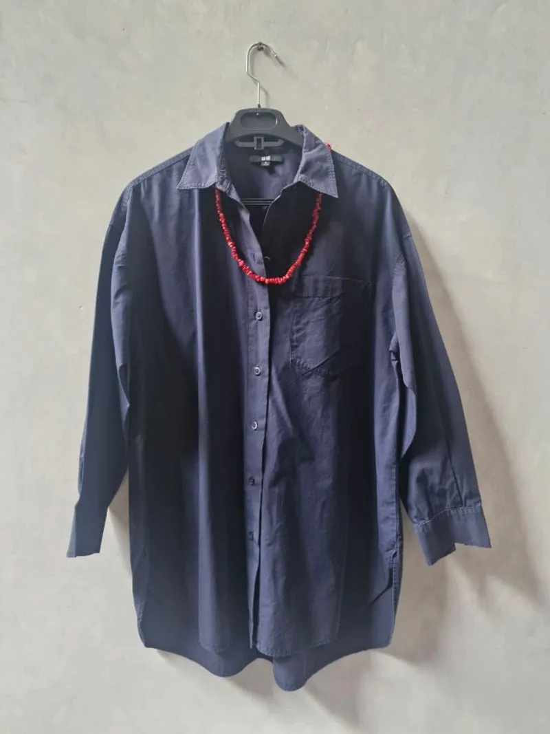 Blouse wanita UNIQLO size M photo 1