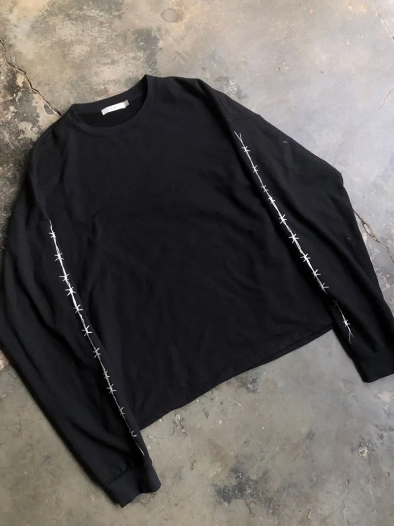 MNML Crewneck photo 1