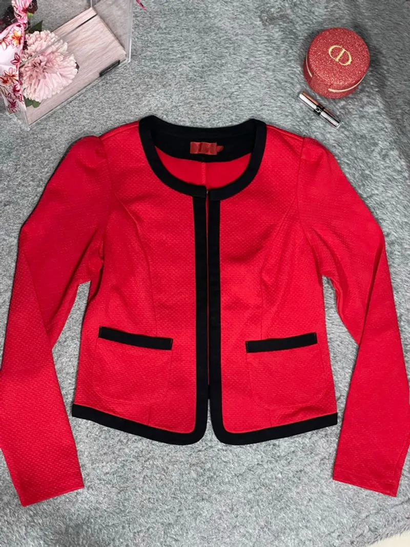 ELLE Body Fit Blazer photo 1