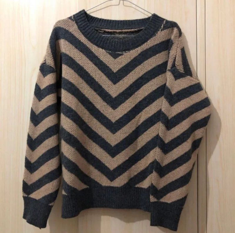 Grey sweater rajut Size: All size photo 1