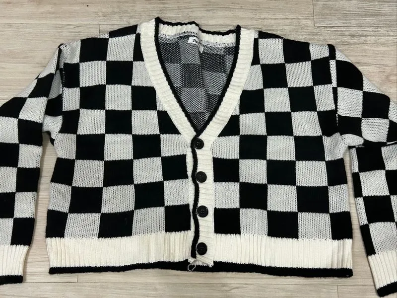 Wear Threek Checkered Cardigan photo 1